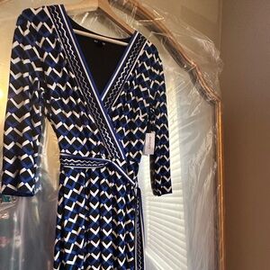Roz & Ali Blue Black Geometric Wrap Dress Size Large